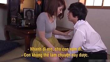 Stepson Has Passionate Affair With His Seductive Stepmother [vietnamese Subtitles]