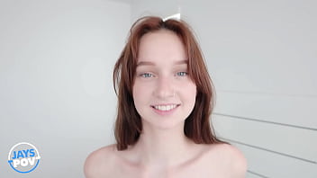 Fresh Face Melanie Marie, 19, Shows Off Her Curves In Pov Audition