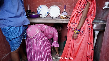 Indian Stepmom Cooking In Kitchen Xxx Hindi Video