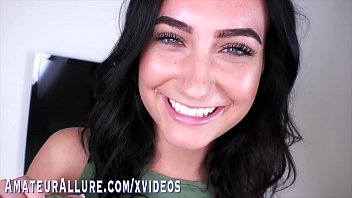 Sidney Alexis And Scarlett Mae Engage In Oral Pleasure