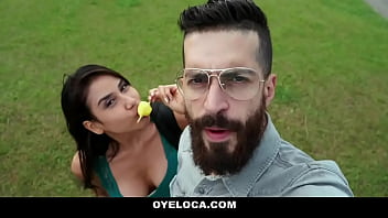 Naive Teen Surprises Horny Guy By Flaunting Her Round Backside