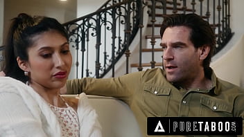 Sly Delivery Man Turns Into Petite Penelope Woods’s Stepdad To Claim Her Virginity