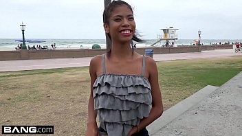 Young Black Teen Nia Naccis Tight Opening Gets Thoroughly Filled