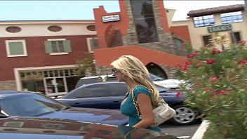 Blonde Milf Kandall Brooks