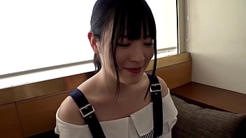 Yukina-chan, A 19-year-old Healing-type College Girl Working In Uniform Reflexology, Bears A Striking Resemblance To Ayaka! Her Polished Oral Skills Are Truly Divine!