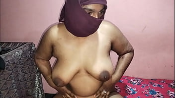 Rural Indian Couple’s Intimate Video